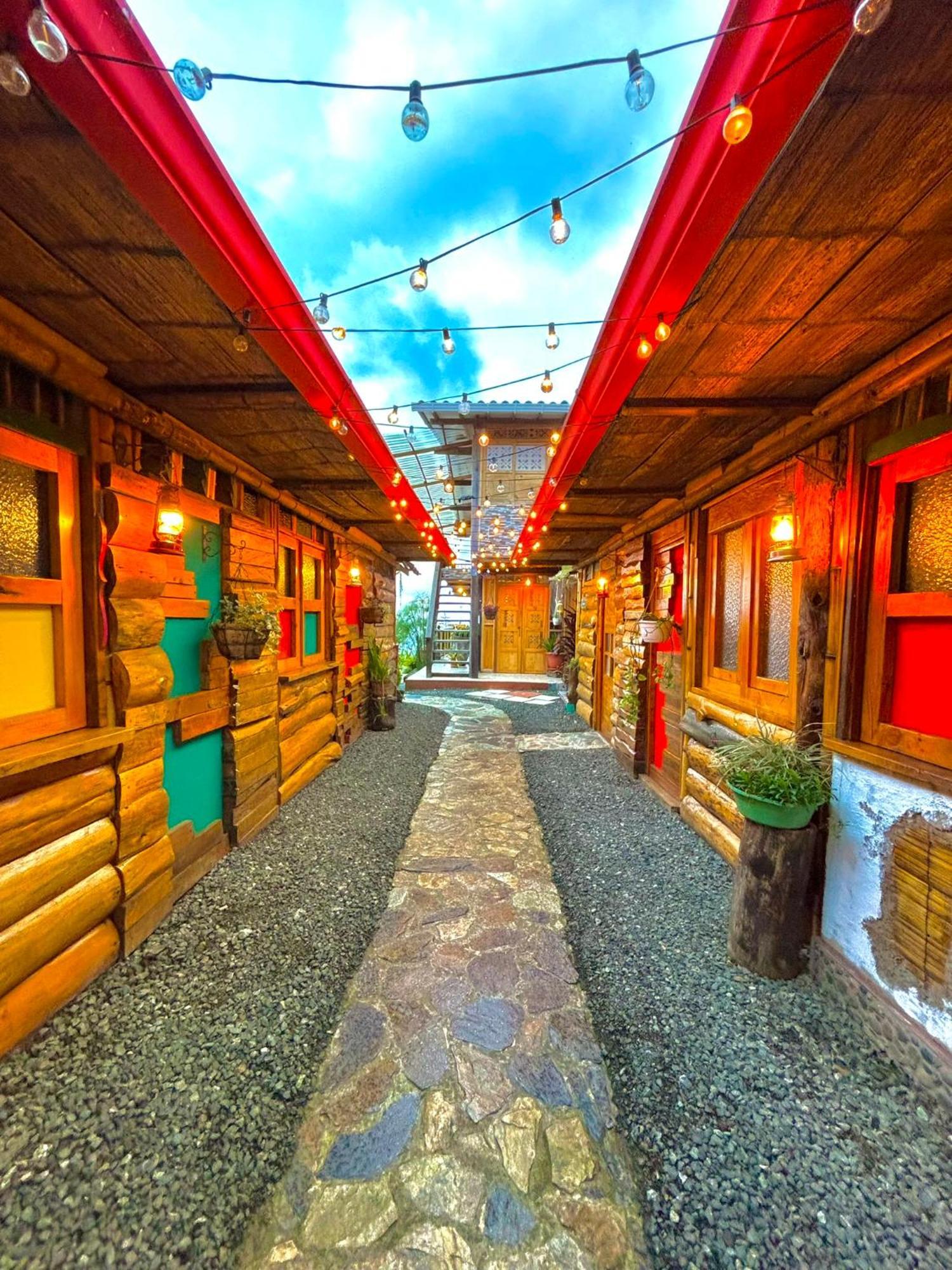 La Puesta Del Sol Hotel Filandia Bagian luar foto